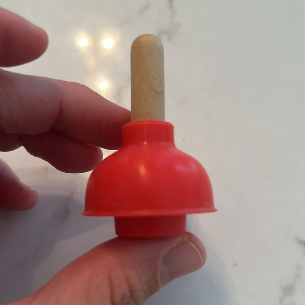 Two funny wine corks great wine bottle stoppers! New - Picture 2 of 4